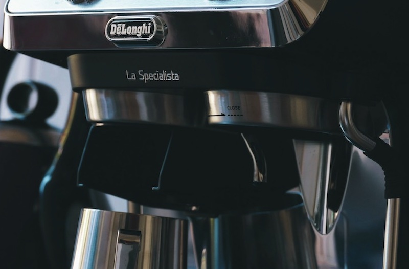 Serwis ekspresów do kawy Delonghi w Warszawie