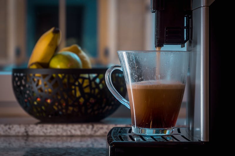 Jak sprawdzić pompę w ekspresie do kawy?
