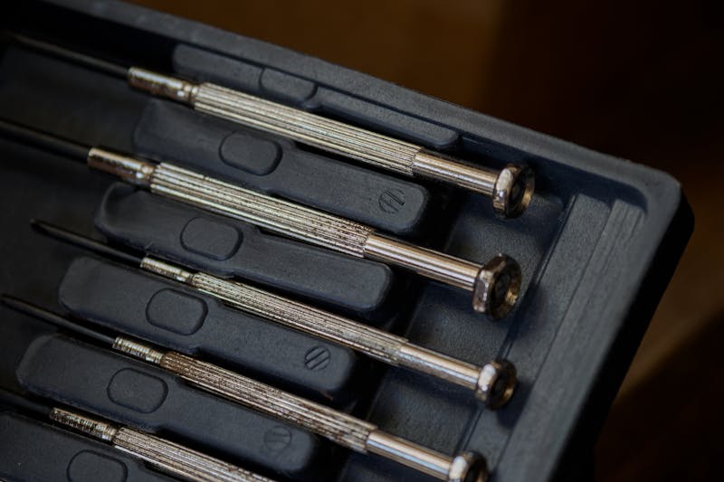 Zestaw narzędzi w czarnym etui