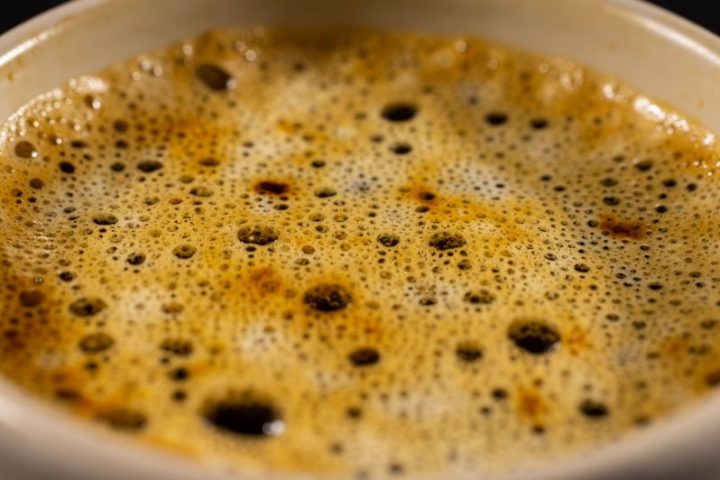 Dlaczego ekspres do kawy nie robi pianki